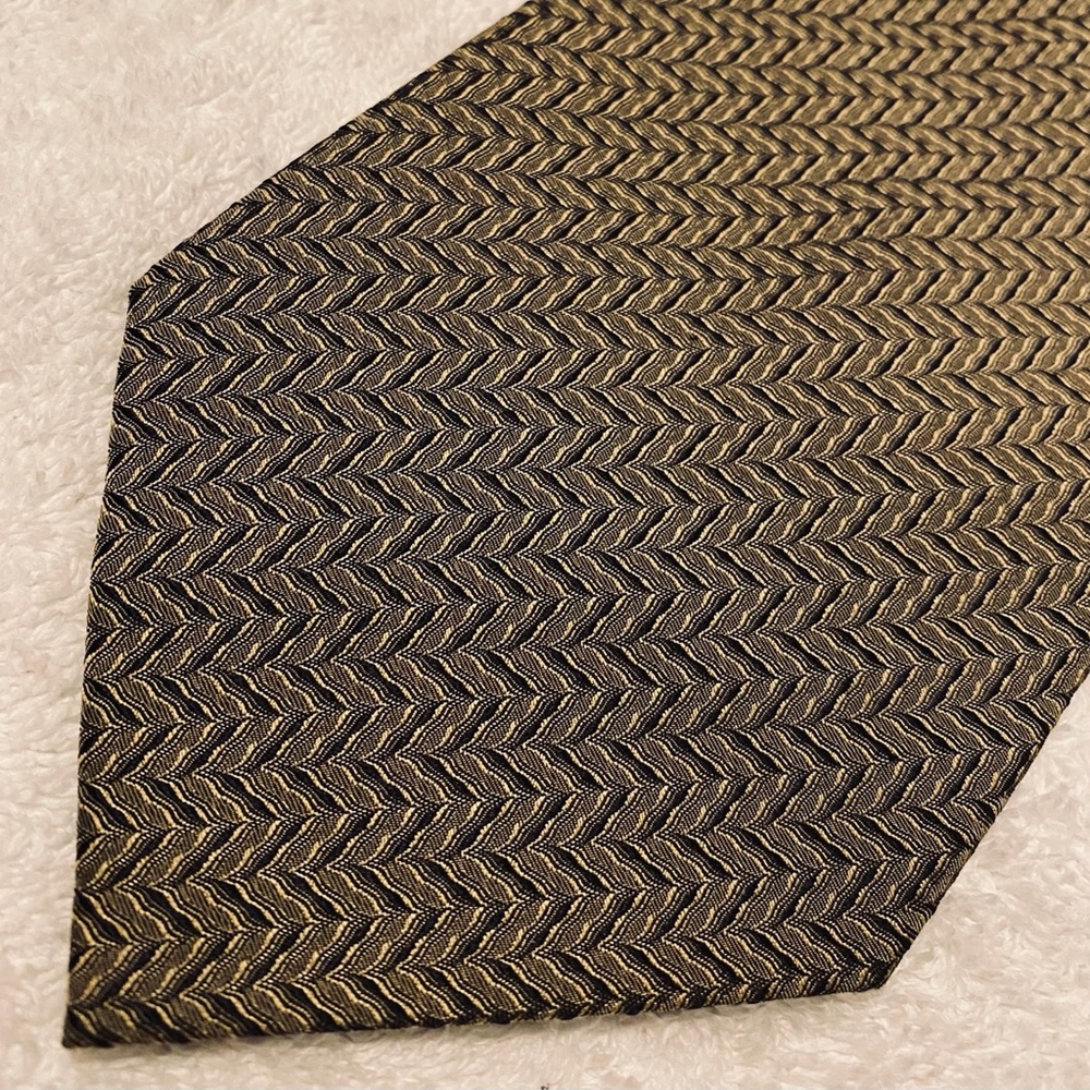 Brand New Stylish Tie By BEAU BRUMMEL